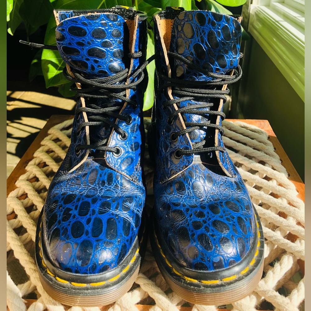 Vintage 1990’s Blue Alligator Dr. Martens Boots.Mint Condition. Made in England